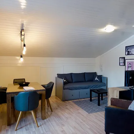 Alpzloft Appartement *